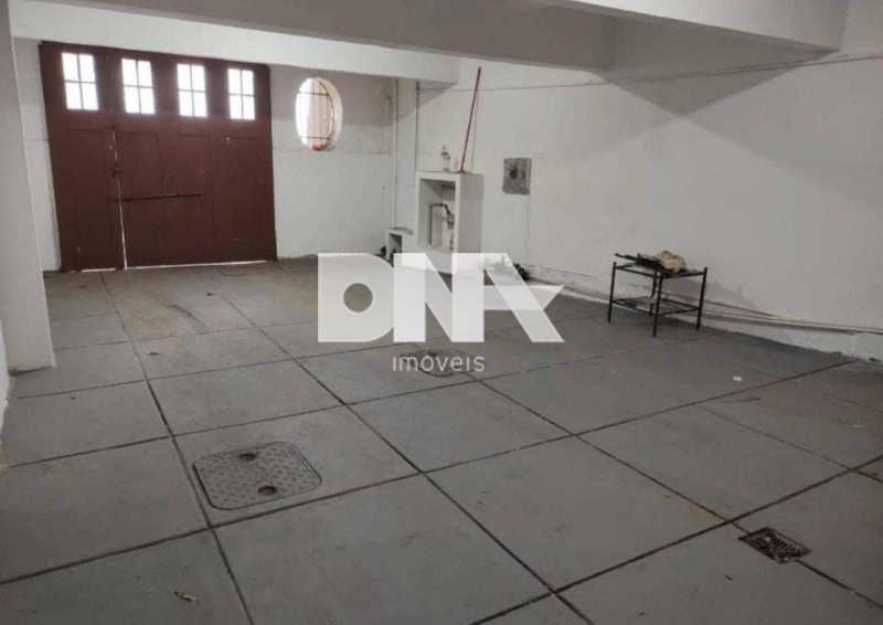 Urca Casa de rua triplex 550m² - 29