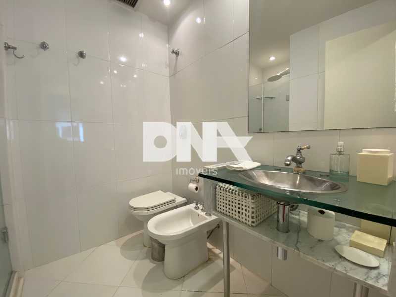 Conheça banheiro social do imóvel - Apartamento em rua tranquila na Gávea - NIAP32957 - 22 banheiro social - 22