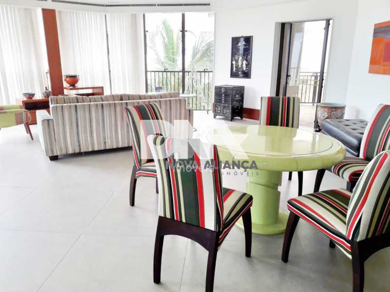 43786_G1543957070 - 9