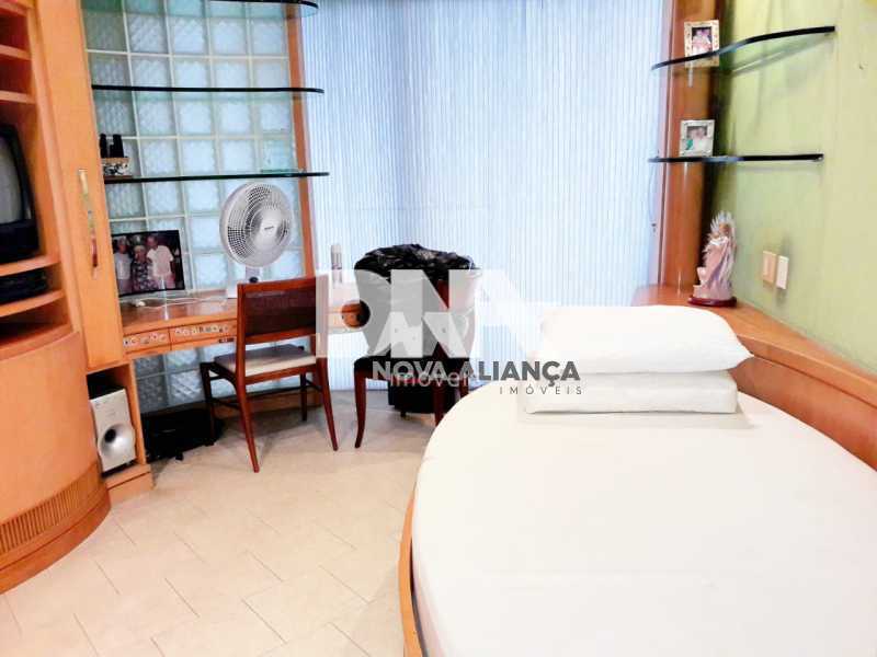 43786_G1543957090 - 17