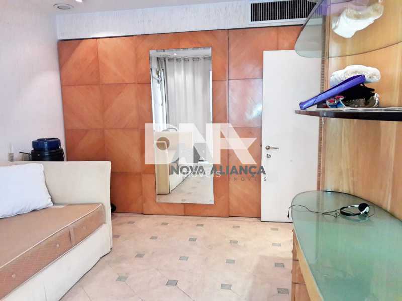 43786_G1543957101 - 21