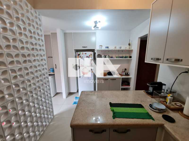 4ff307a1-5ed7-48bb-8172-e0c1fe - 10