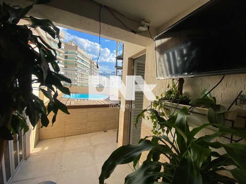 1465b5af-5170-45b1-8eb7-a3d751 - 10