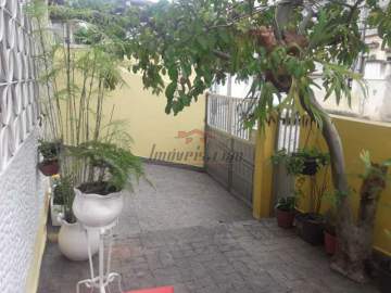 Casa à venda Rua Joaquim Tourinho, Pechincha, Rio de Janeiro - R$ 540.000 - PECA40120