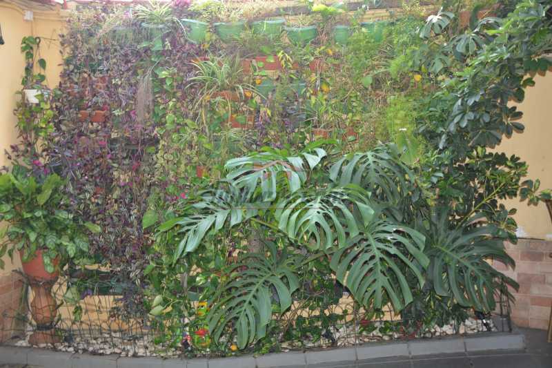 5ddc8a37-47f4-4e31-a377-21b4e7 - 21