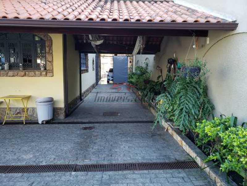 casa-com-6-quartos-a-venda-493 - 23