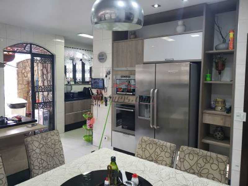 casa-com-6-quartos-a-venda-493 - 11