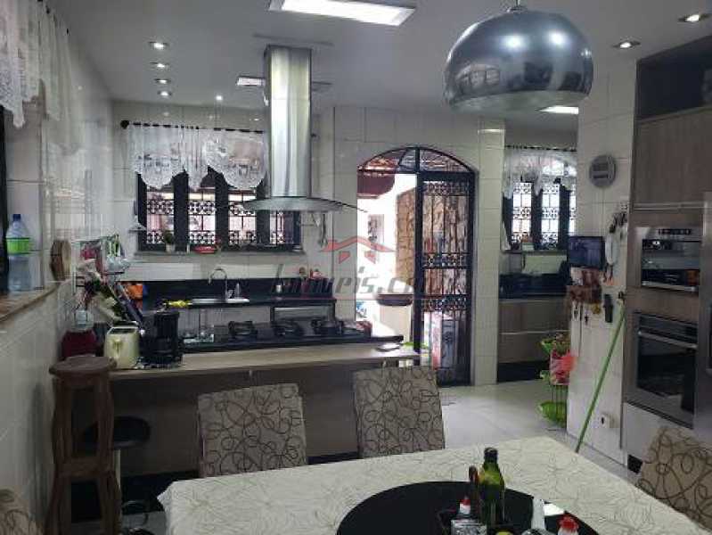 casa-com-6-quartos-a-venda-493 - 12