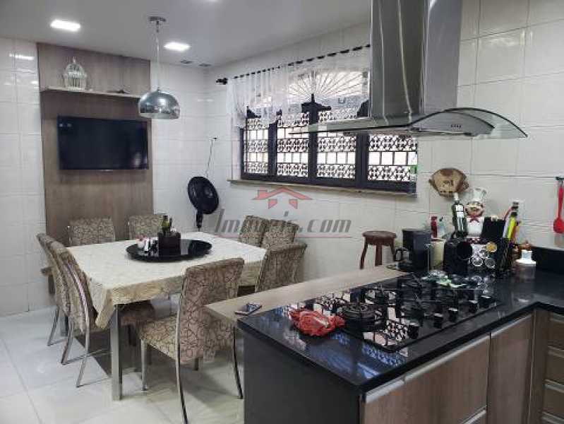 casa-com-6-quartos-a-venda-493 - 13
