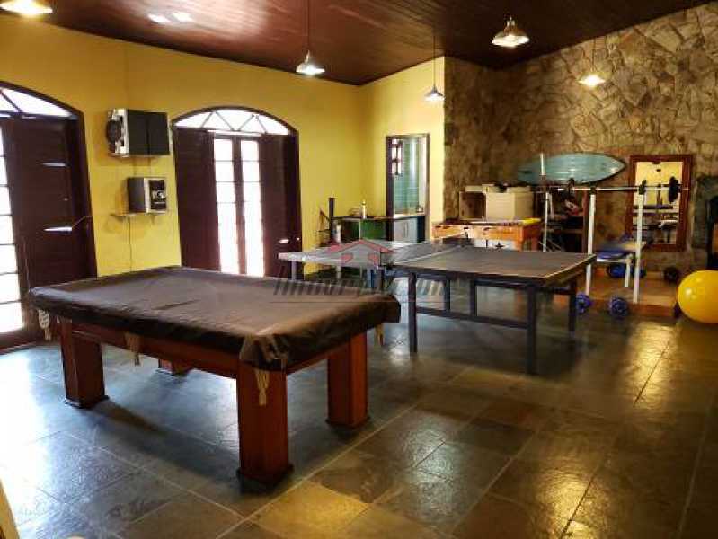 casa-com-6-quartos-a-venda-493 - 14