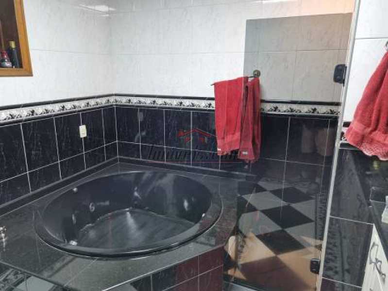 casa-com-6-quartos-a-venda-493 - 9