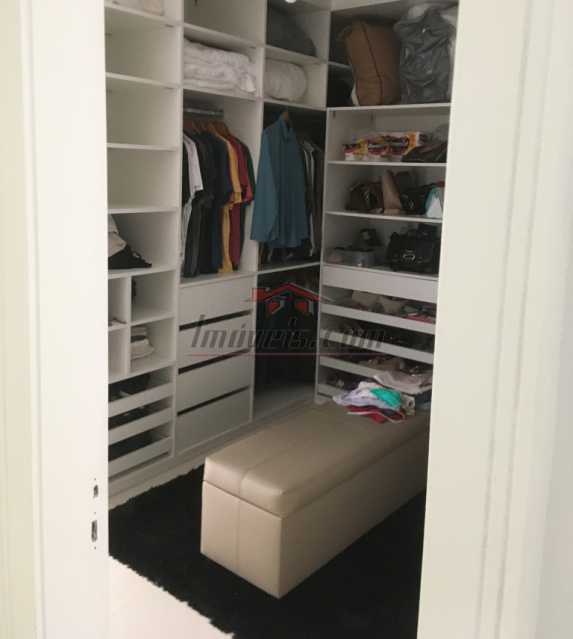 Suite Master - Closet1 - 12