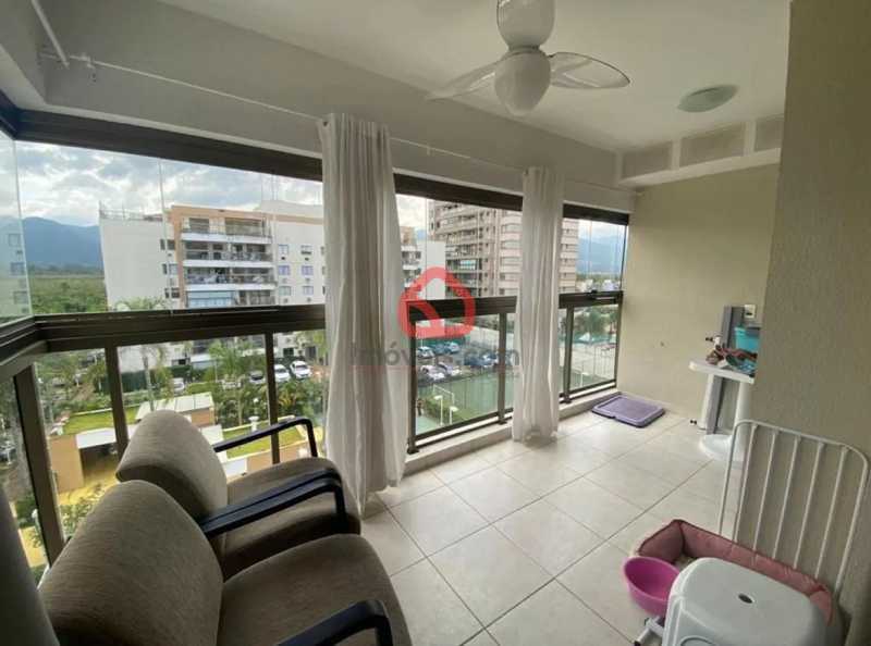 4e512e83-9b50-40a1-a99c-35be2c - 1