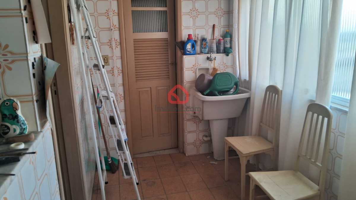 ca36f66e-bc49-49ac-a02b-ef02a3 - 13