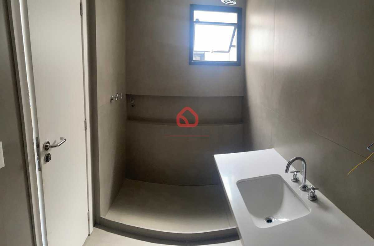 WhatsApp Image 2025-09-15 at 1 - 11