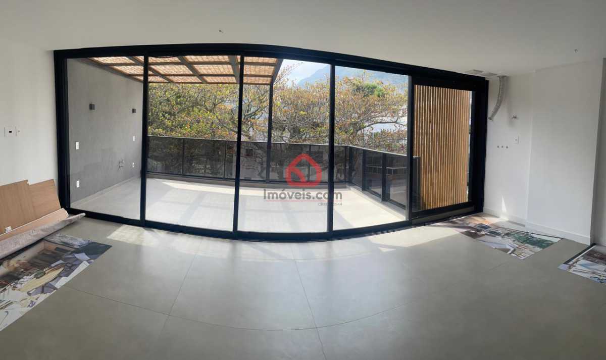 WhatsApp Image 2025-09-15 at 1 - 6