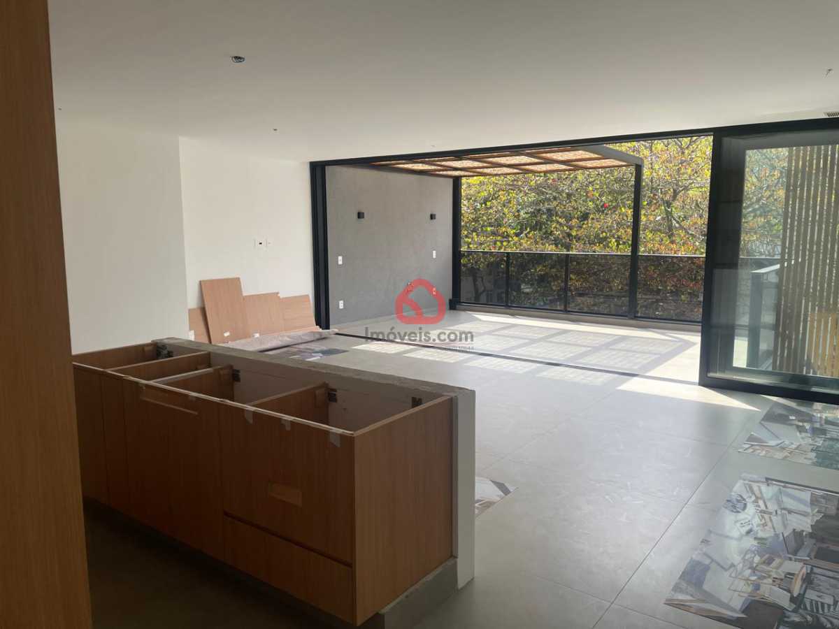 WhatsApp Image 2025-09-15 at 1 - 12