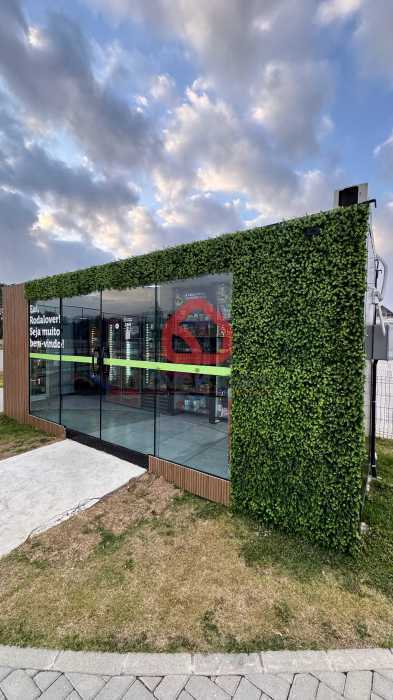 db18a35d-2873-4118-8acb-066855 - 25