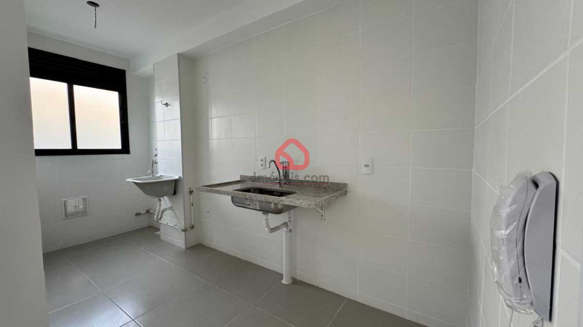 ead3e122-98dd-49d6-83af-f2ef97 - 14