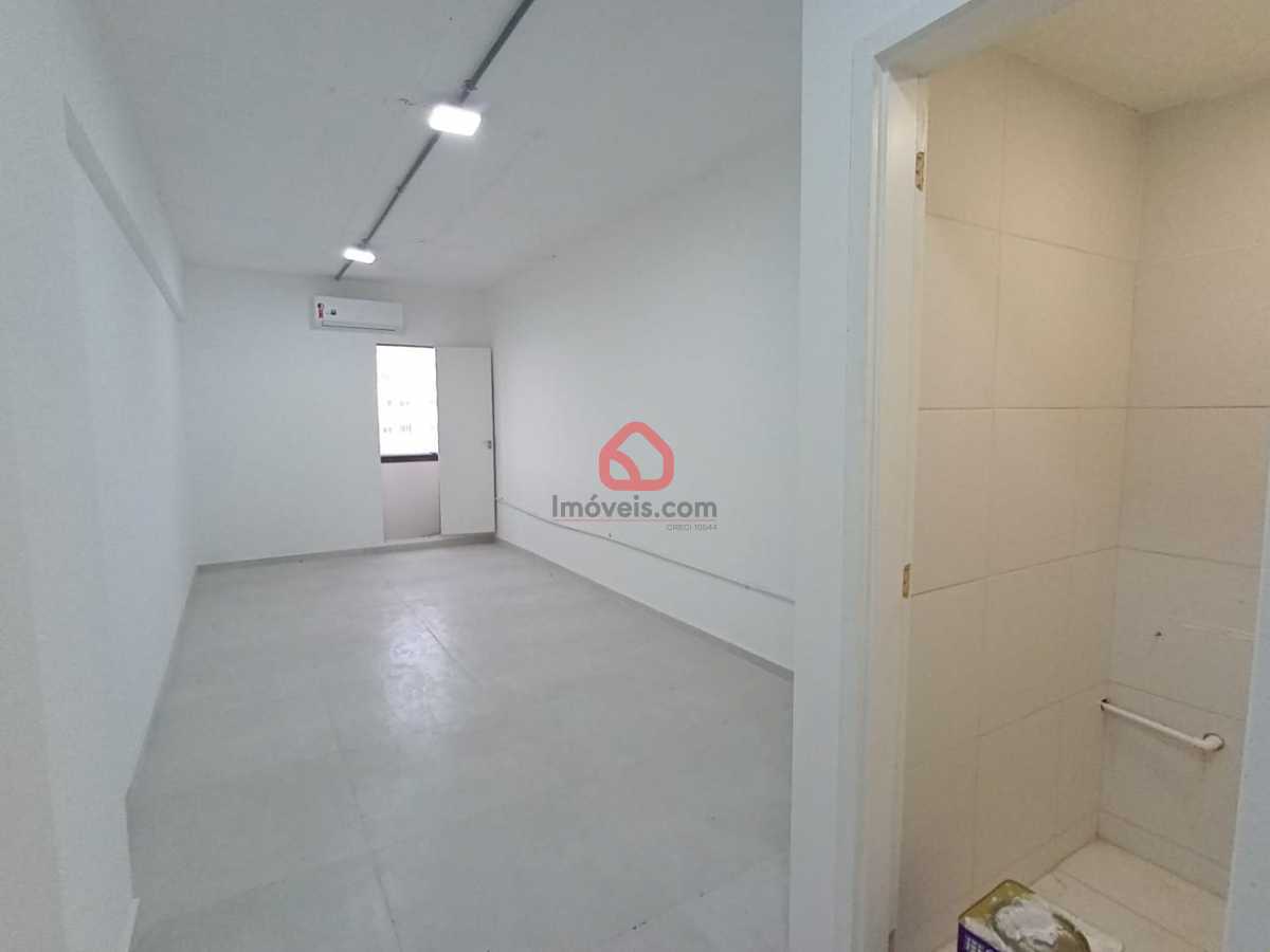 18e09a41-4cd1-4fae-9368-b0b0f6 - 6