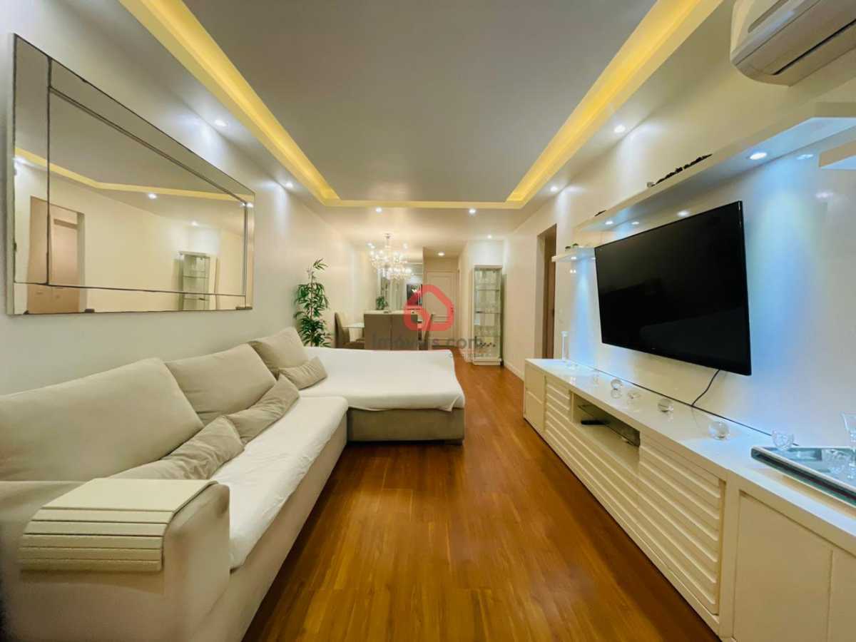 WhatsApp Image 2025-10-27 at 1 - 5