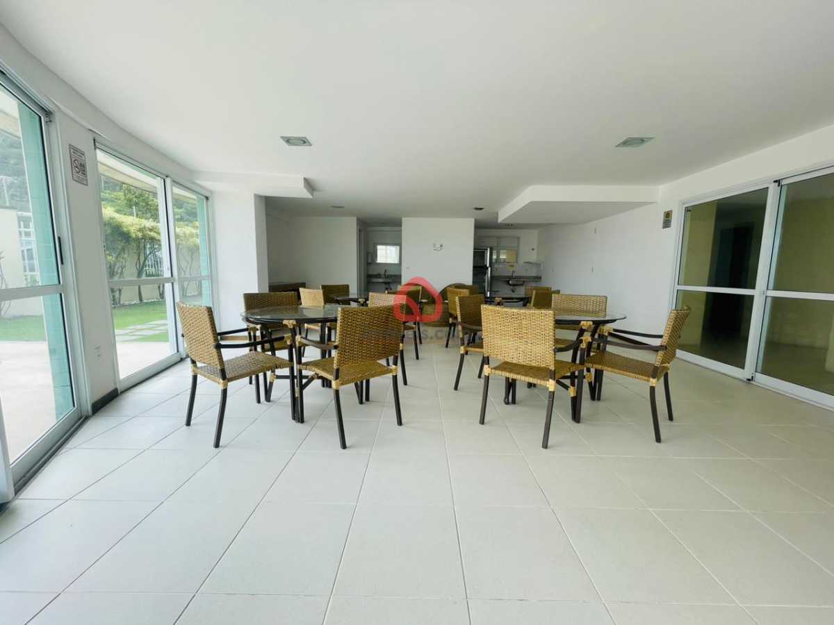 WhatsApp Image 2025-10-15 at 1 - 25