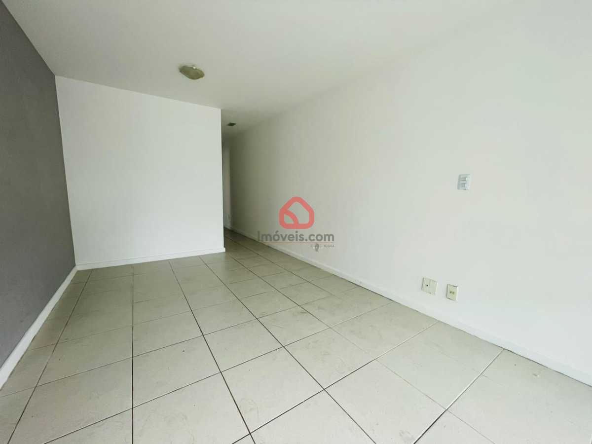 WhatsApp Image 2025-10-15 at 1 - 6