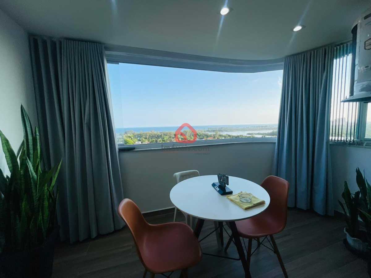 WhatsApp Image 2025-10-21 at 1 - 7