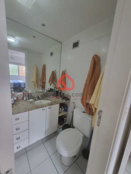 2107d839-4bd9-44b3-92c7-16f908 - 13