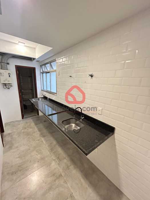 3e72abf1-4993-472a-ac2a-1cf366 - 12