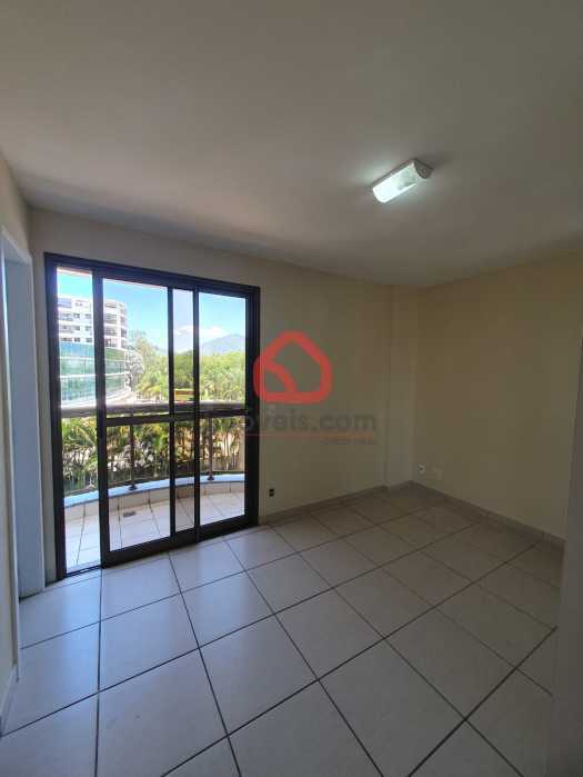 WhatsApp Image 2025-10-28 at 1 - 3