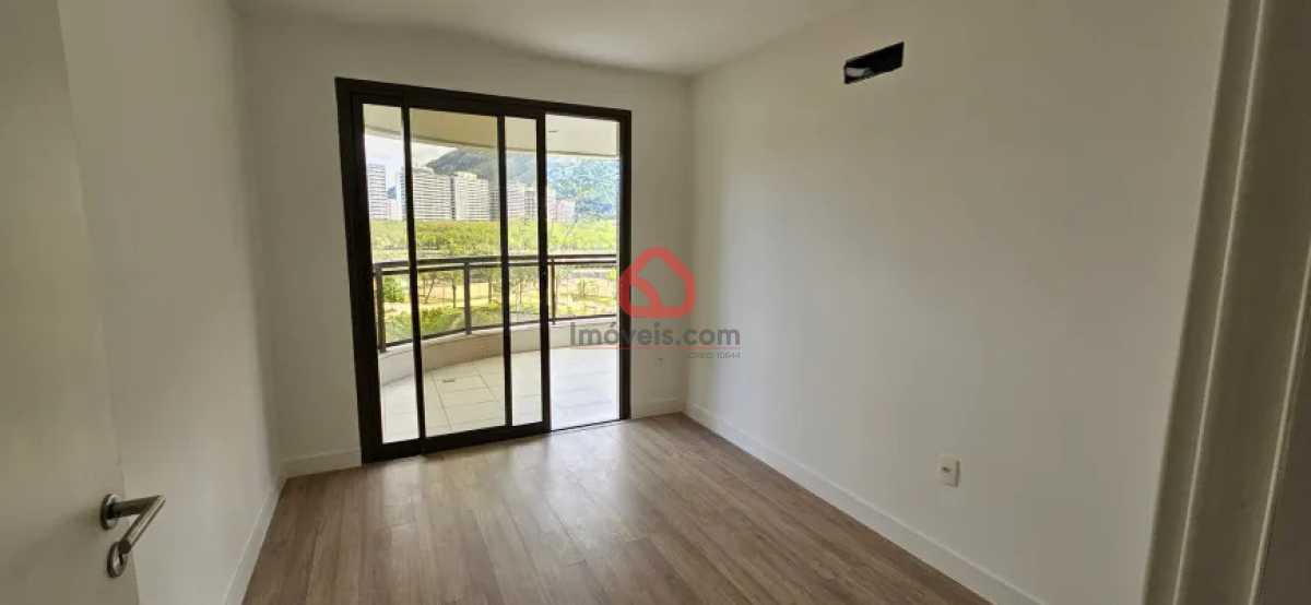 4a26695b-0c40-4d36-9b4e-ea1c23 - 8