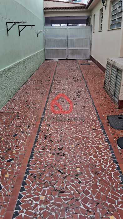 2d7cdbb6-3e28-4be6-8074-c4db93 - 25