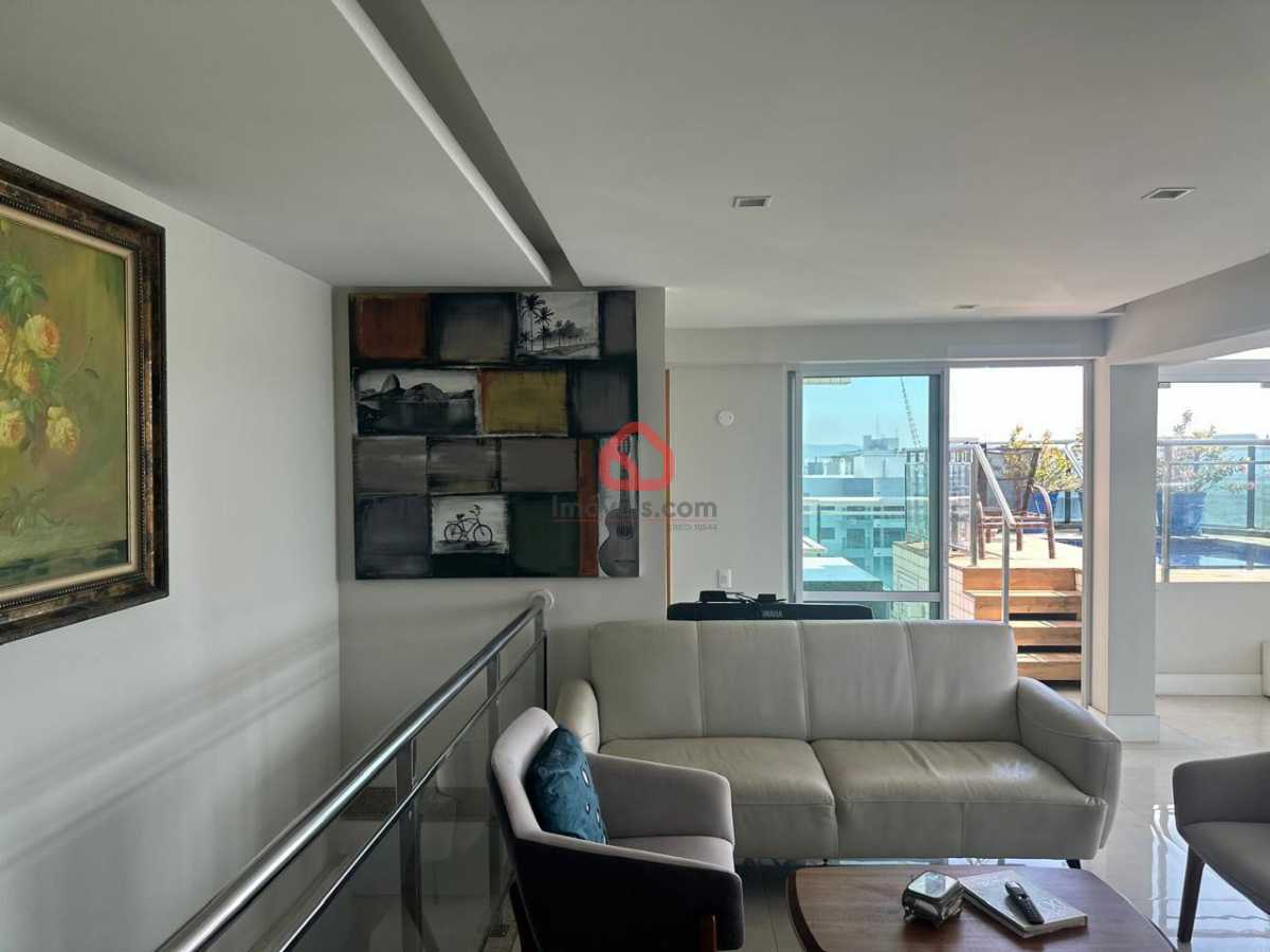 WhatsApp Image 2025-11-11 at 1 - 2