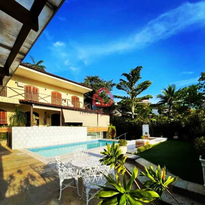 78186999-d4d8-4799-a8a7-01f0ad - 1