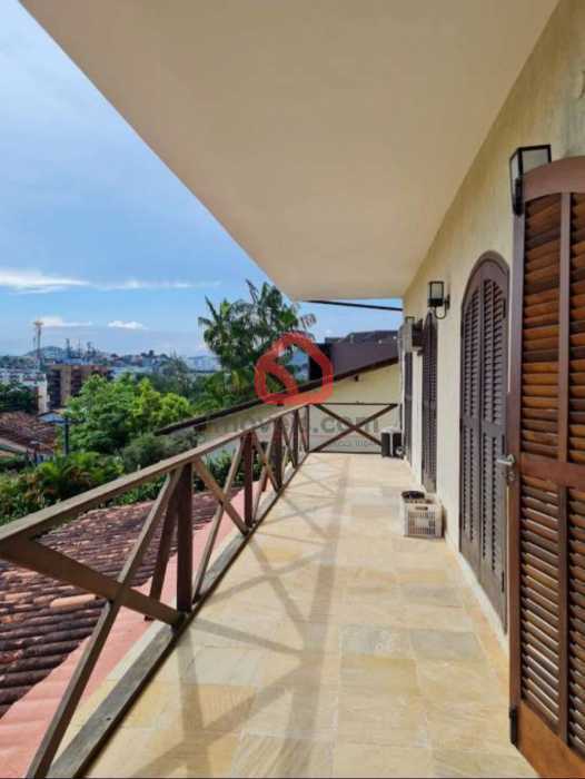 c011110f-a623-45c8-9e83-1d9243 - 2