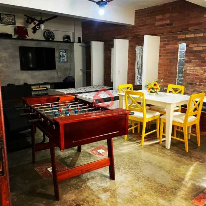 eb3ffe49-9817-4ea5-8e6e-f4aab9 - 21