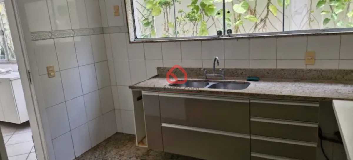 Captura de tela 2025-12-01 100 - 6