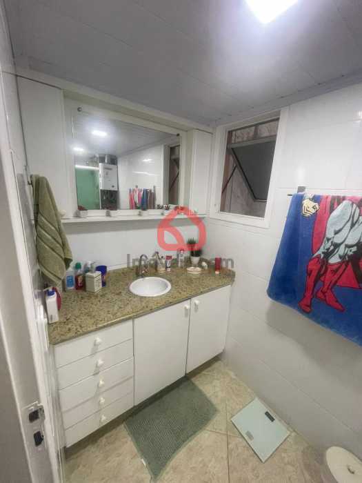 16.Foto Banheiro Social 1ar. - 24