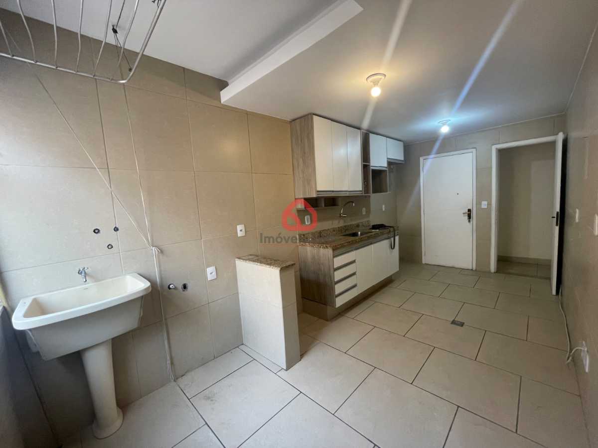 5b92b2d7-1db0-40ed-8a28-f56c8e - 11