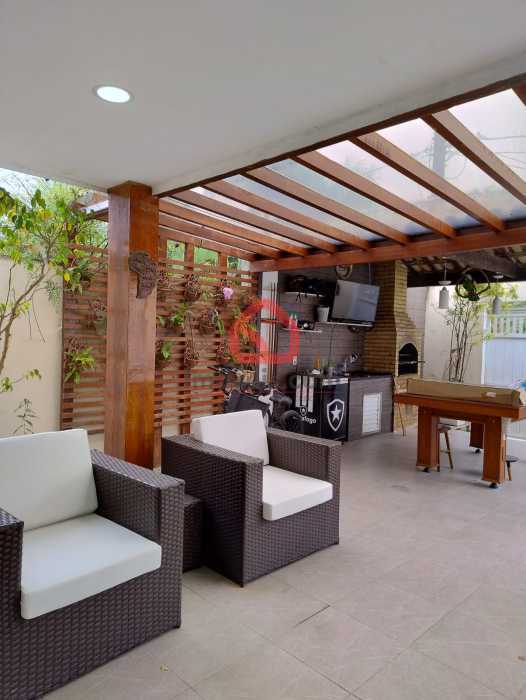 WhatsApp Image 2025-12-12 at 2 - 7