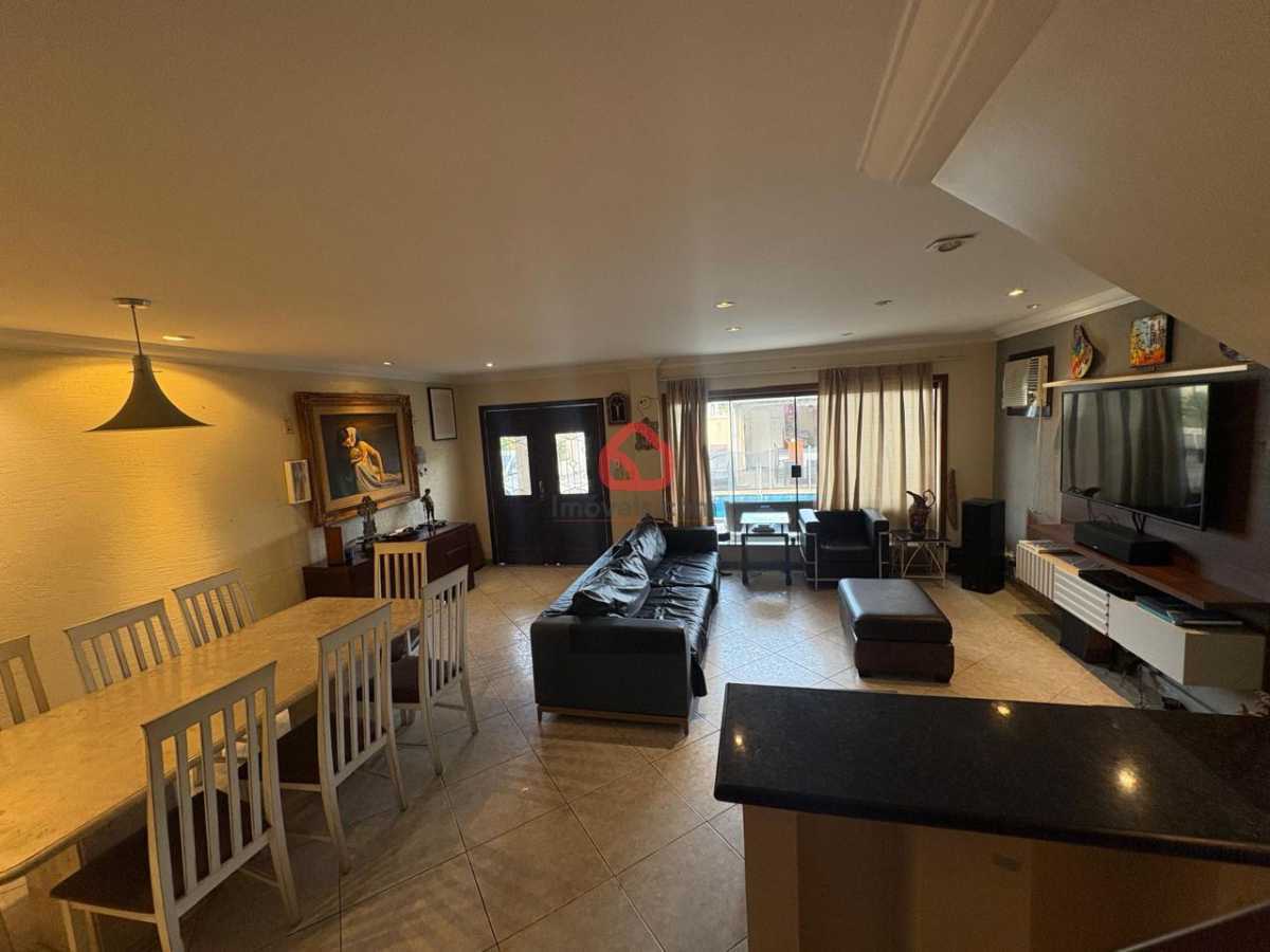 WhatsApp Image 2025-12-12 at 1 - 4