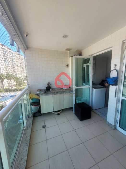 WhatsApp Image 2025-12-16 at 1 - 7