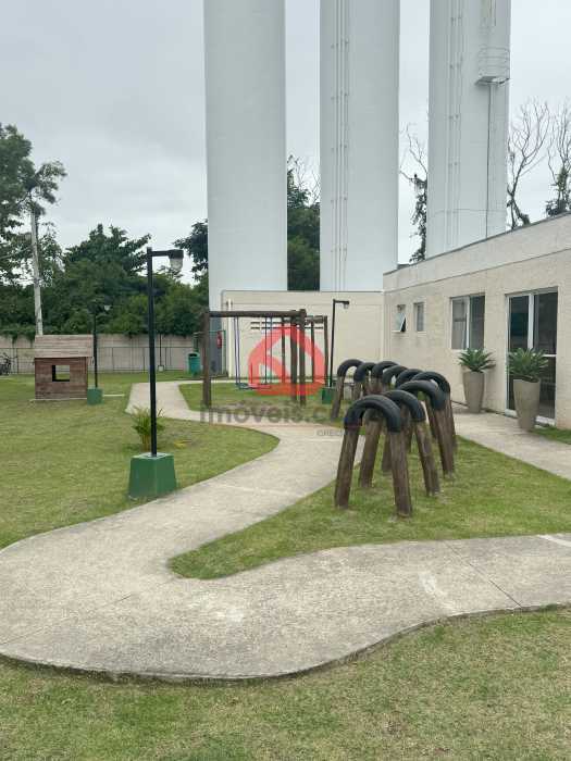 16 - PLAYGROUND 3 - 13