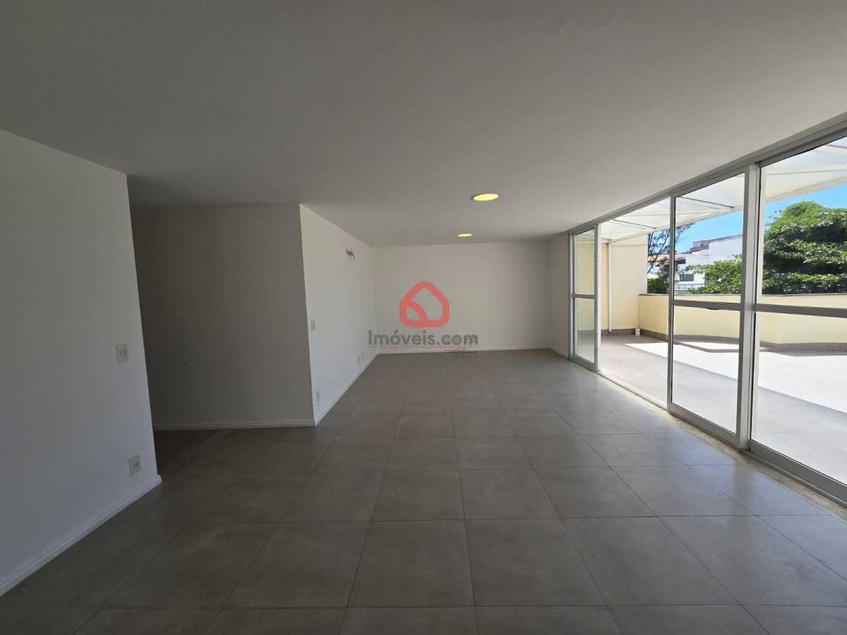 WhatsApp Image 2025-12-19 at 1 - 5