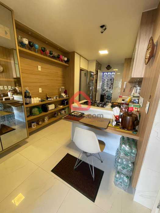 881e11ed-7618-4296-9d81-b55e55 - 25