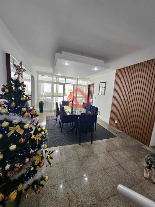 WhatsApp Image 2026-01-14 at 0 - 13