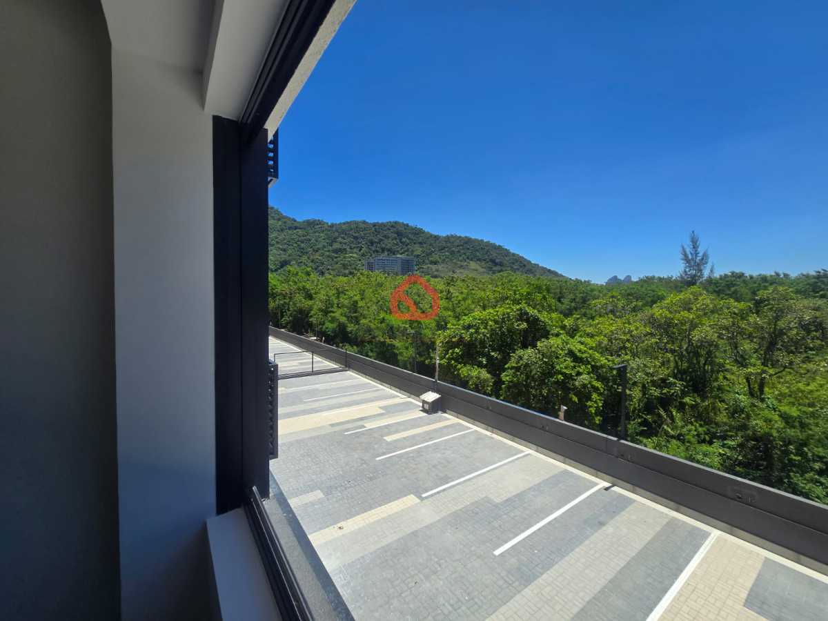 977279c2-ae02-48ff-85db-d0c26d - 22