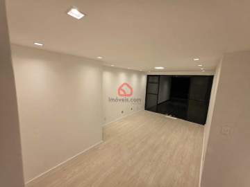 Conforto e Vista Livre: Apartamento de 120m² com 3 Quartos (2 Suítes) e Varanda - BTAP20130