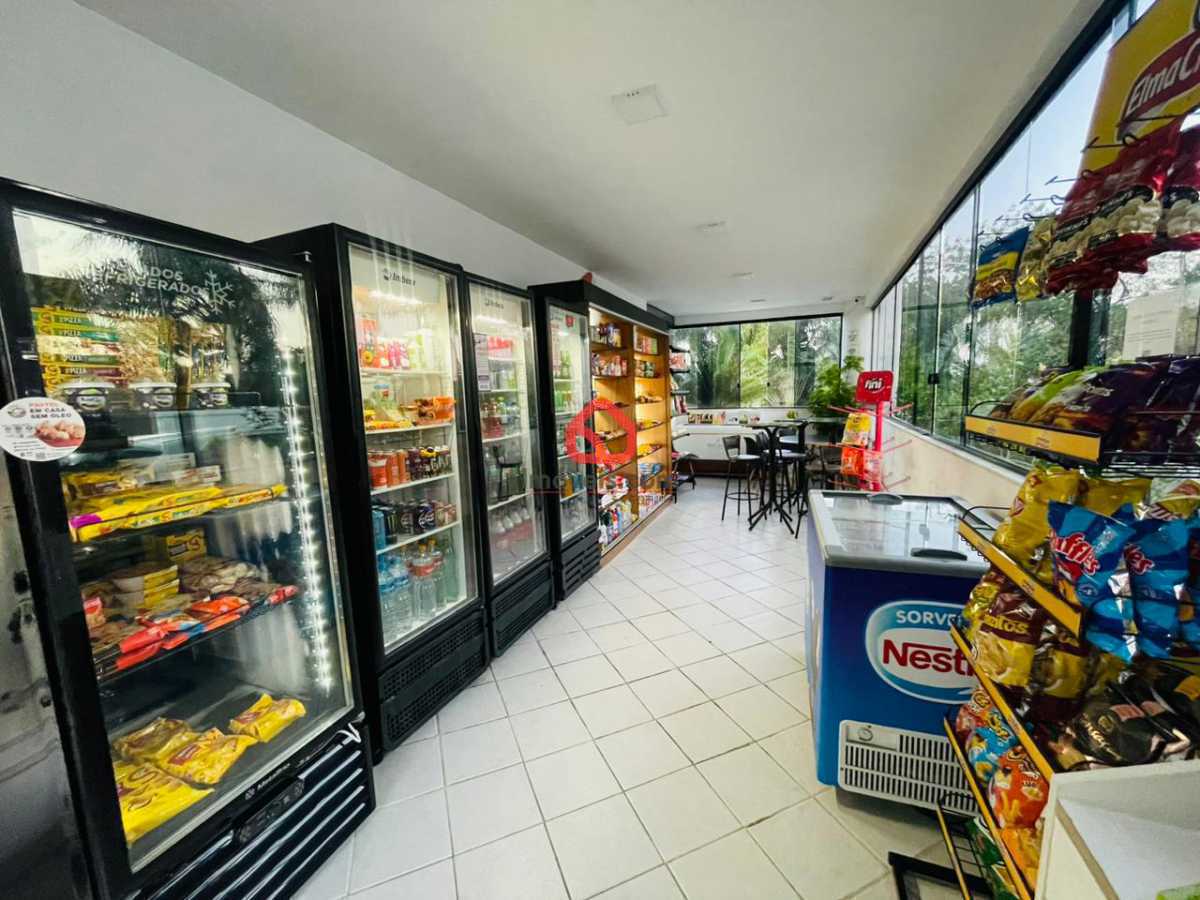 25705_G1761055577 - 21